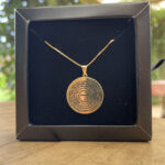 Colar Veneziana 45 cm Pingente Pai Nosso Resinado