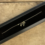 Pulseira Rabo de Rato 21cm Pingente Cavalo Crioulo Vazado Folheado a Ouro 18K