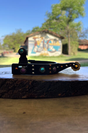 Espora Black com Pedras