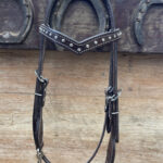 Cabeçada testeira afogador cravos e mosquetão