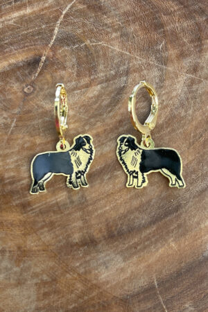 Brinco Boder Collie Resinado Folheado a Ouro 18k