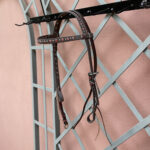 Cabeçada de Silicone com Strass Testeira e Afogador Marrom