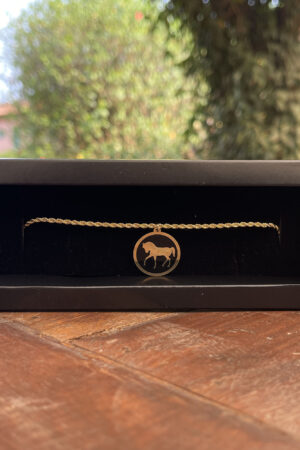 Pulseira Cordão Baiano 21cm Pingente Medalha Cavalo Resinado Foleado a Ouro 18k