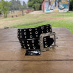 Cinto Preto com Detalhes em Pedras tamanho 80