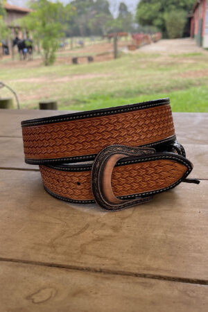 Cinto Country Couro Marrom com Detalhes em Preto Tamanho:85