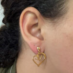Brinco Égua e Potro em formato de coração Folheado a Ouro 18k