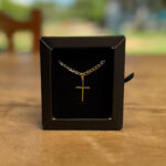 Colar Masculino Crucifixo Folheado a Ouro 18K