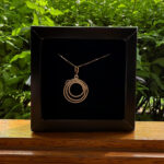 Colar Veneziana 45cm com Pingente Laço em Prata 925