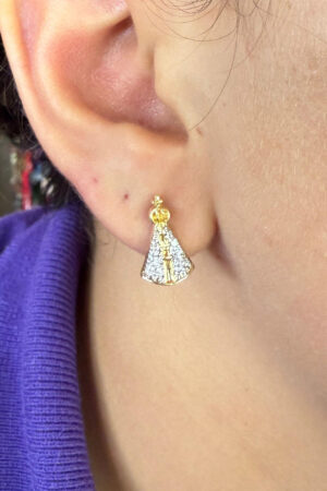 Brinco Nossa Senhora Aparecida Cravejado Folheado Ouro 18k