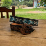 Cinto com Miçanga Estampa Flor Azul, Preto, Cinza e Branco Tamanho 90