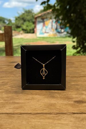 Colar Veneziana Bolinhas com Bolinha 45cm Pingente NSA Cravejada Folheado a Ouro 18k