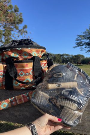 Bolsa Kit Higiênico com Kit Limpeza Weaver Estampada Laranja com Marrom