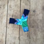 Meia de Cano Longo Roxa e Verde de Cavalo