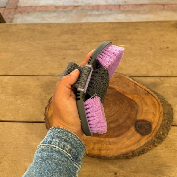 Escova Flexível para Pelo Cor:Roxo e Cinza - Imagem 2