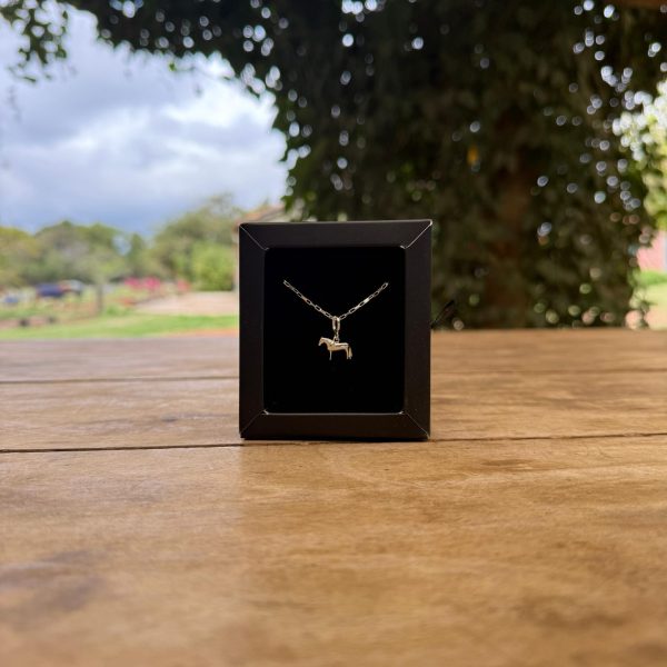 Colar Cartier 40cm Pingente Cavalo Crioulo P em Prata 925 - Imagem 1