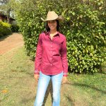 Camisa Feminina UC Manga Longa Bordada Vinho
