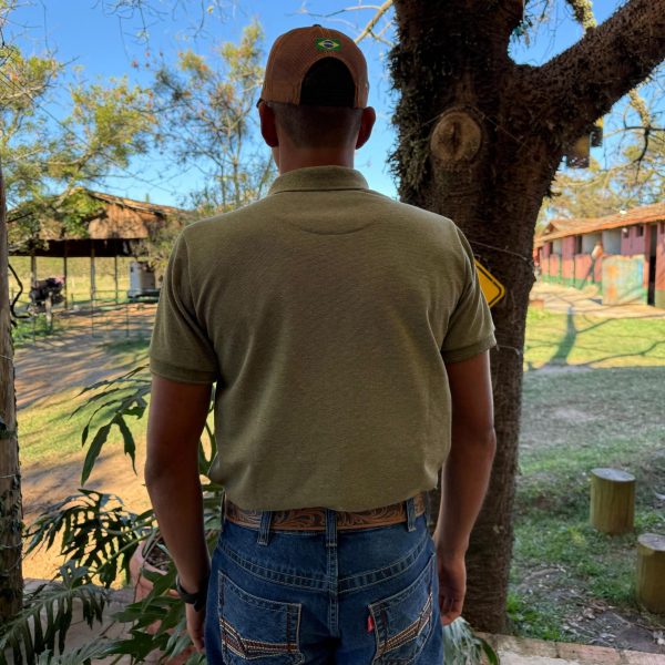 Polo Masculina UC Verde Estonado - Imagem 2