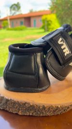Cloche de Couro VTR Preto