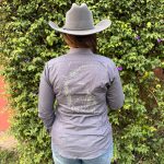 Camisa Feminina UC Manga Longa Cinza com Strass - Imagem 3