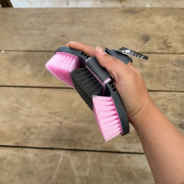 Escova Flexível para Pelo Cor:Rosa e Cinza - Imagem 3